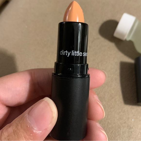 Dirty Little Secret makeup bundle - Picture 2 of 12